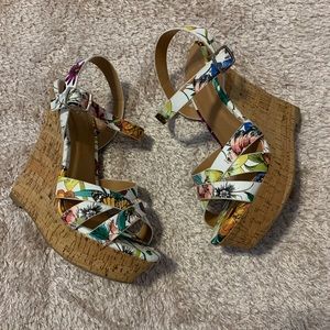 Floral heel wedges size 5 WORN TWICE